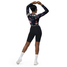 Load image into Gallery viewer, 1524 Isabella Saks Branded Recycled long-sleeve crop top floral print